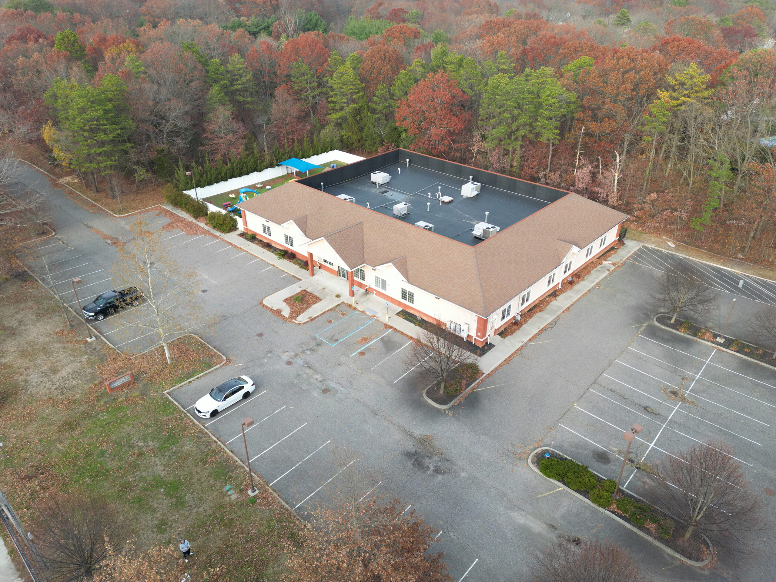 dji_fly_20251121_150704_27_1763755753875_photo